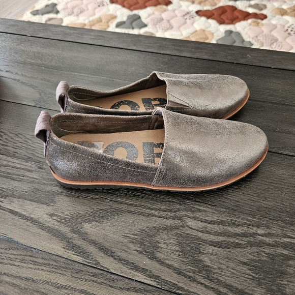 Sorel Ella Slip-On - Picture 4 of 7